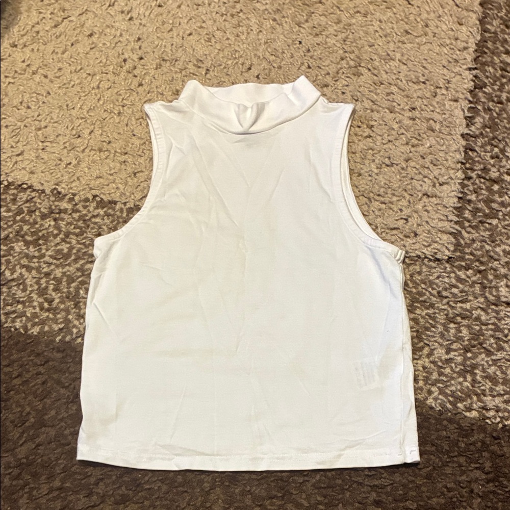 Silver Jeans White Sleeveless Top with High Collar